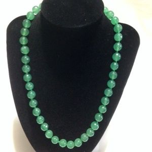 250CT Green Emerald Gemstone Bead Necklace
